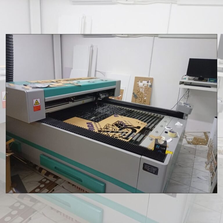 acrylic laser cutting machine in dubai for all type of customise corporates products